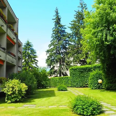 Apartamento With Swimming Pool On The *